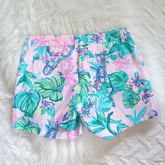 {Lilly Pulitzer} Callahan Stretch Shorts - Picture 3 of 4